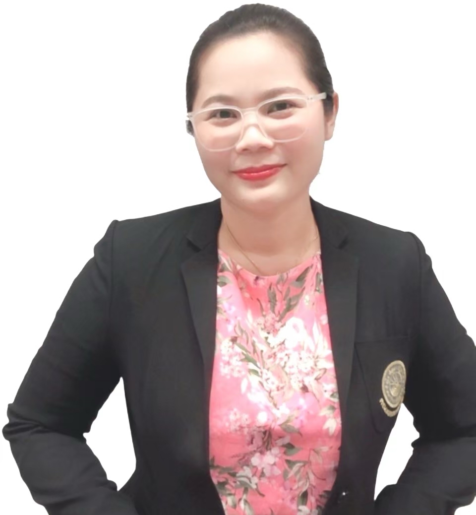 นางกมลวรรณ พาลึก