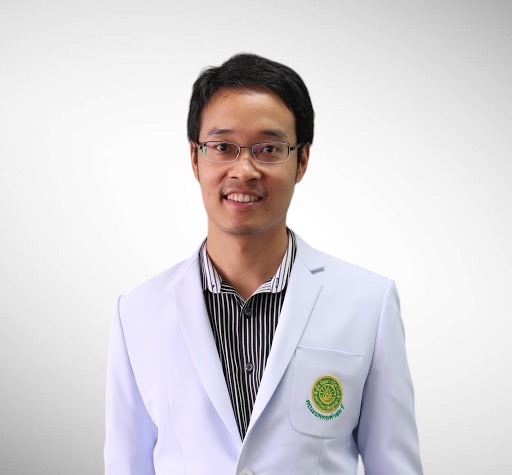 ผศ.นพ.จักรพันธุ์ ศิริบริรักษ์