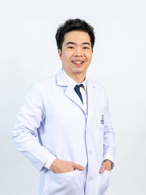 อ.นพ.อดิเทพ สันติโชติวงศ์